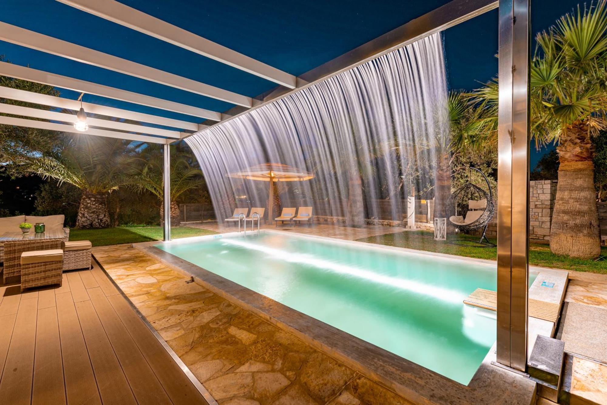 Kymaros Villas Keri Rum bild